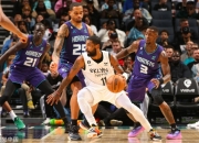 米兰体育下载-雄鹿大胜黄蜂，豪取七连胜