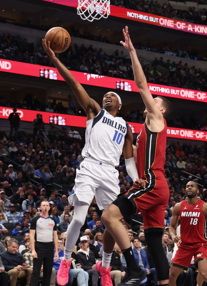 切沃主场比分拉开差距，取得胜利