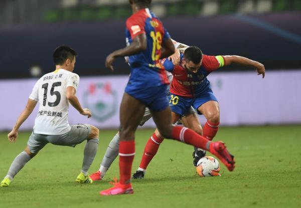 青岛黄海客场输给河北华夏，降至积分榜垫底