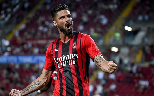 某球队实力大幅提升，或将在新赛季取得崭露头角