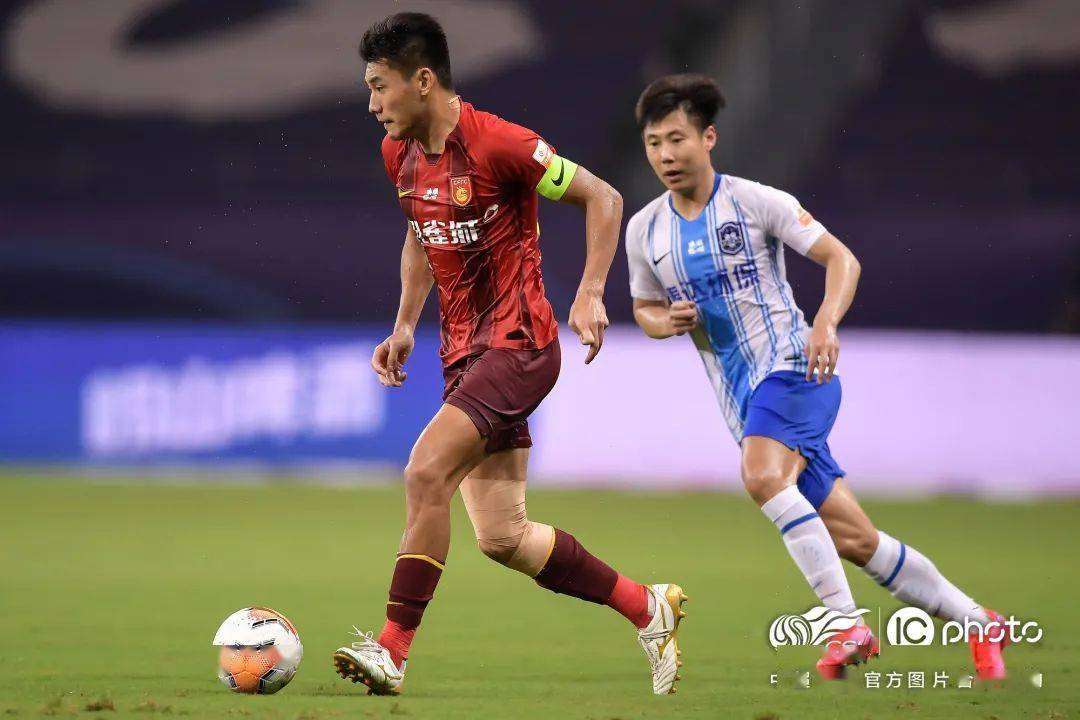 关于河北华夏幸福主场击败天津泰达，提升排名的信息