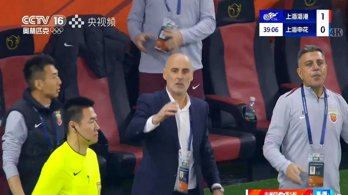 球员表现出色，帮助球队闯入下一阶段比赛的简单介绍