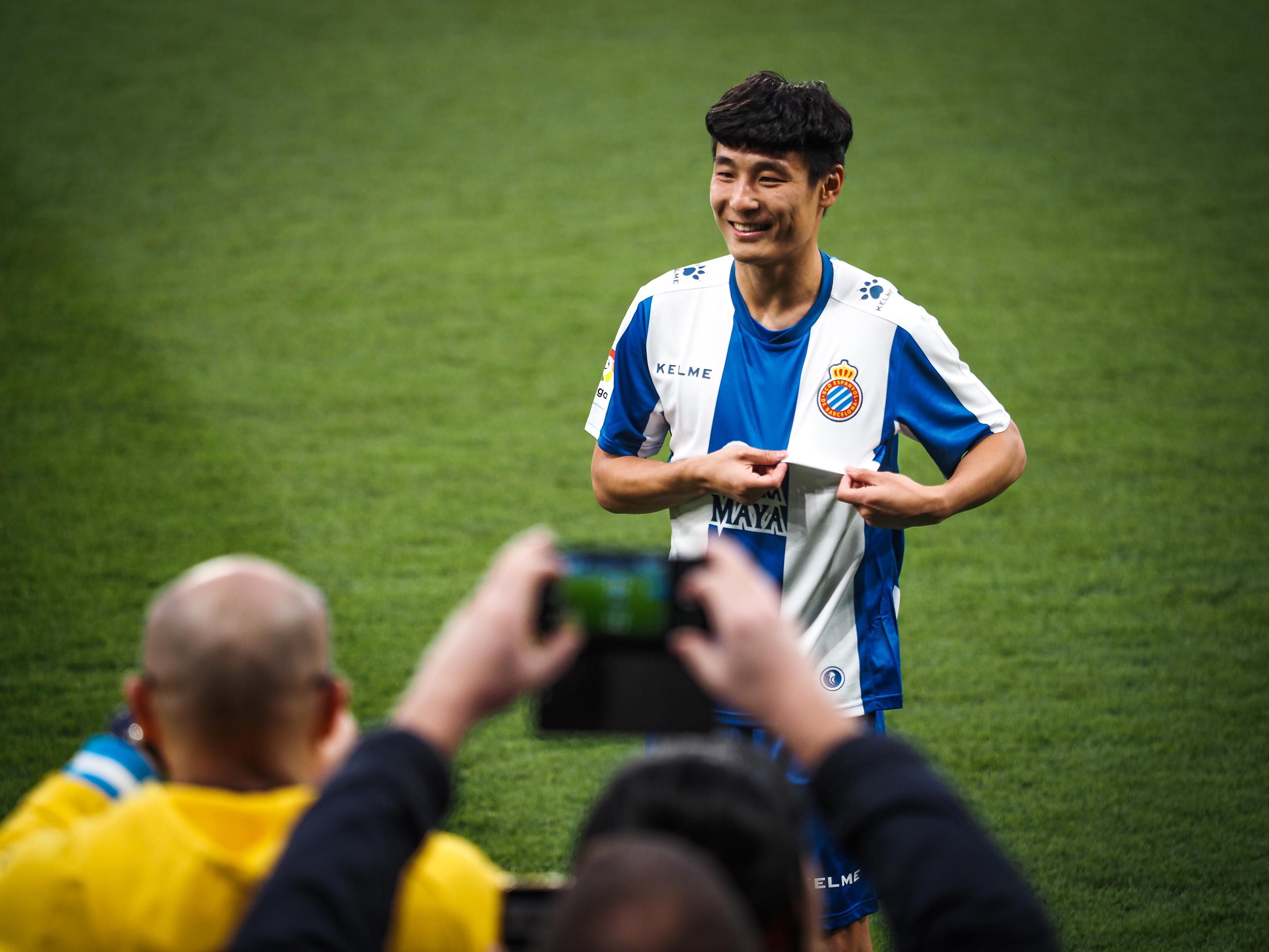 武磊加盟西班牙人队，连续进球跻身欧洲射手榜前列