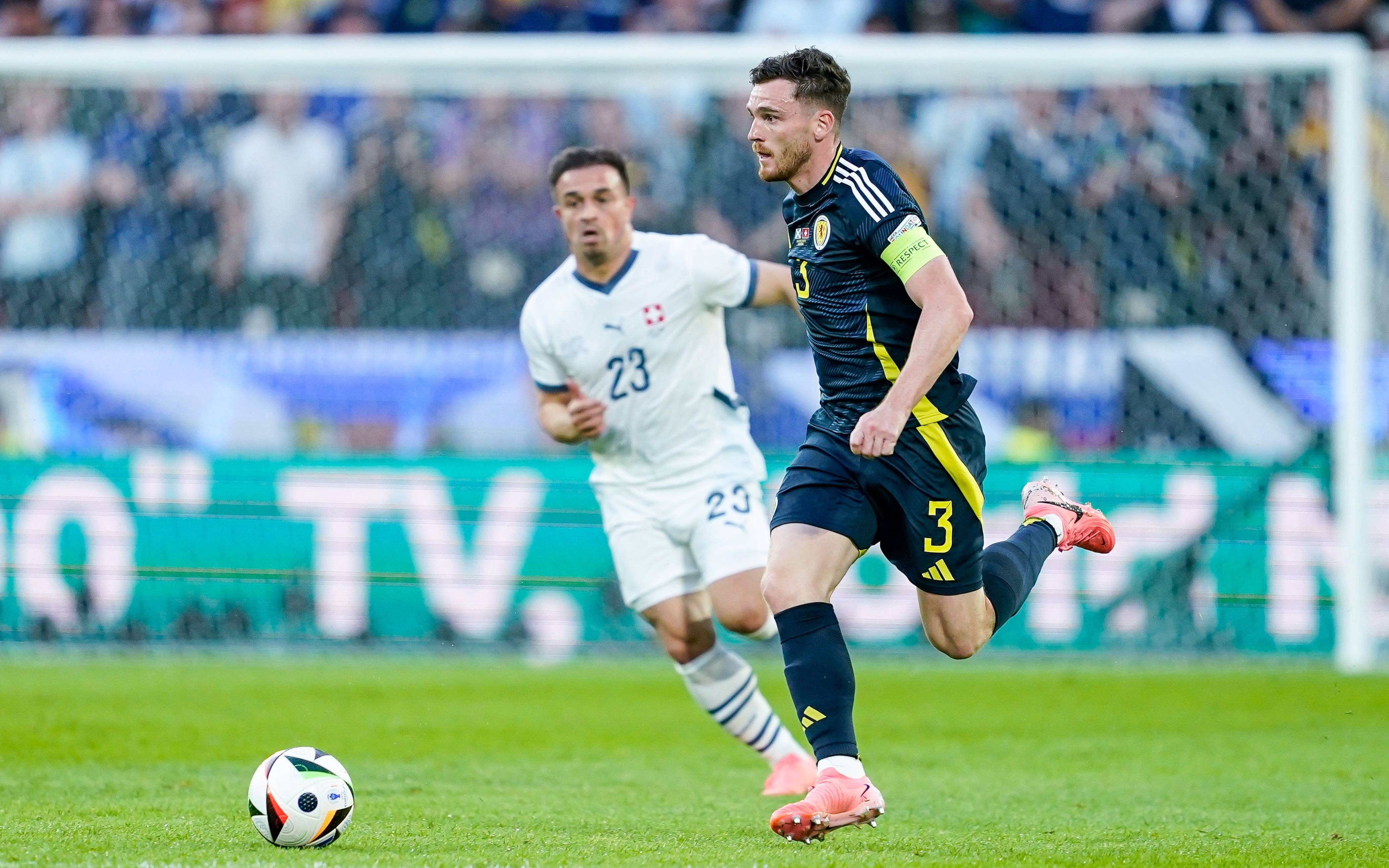 欧洲杯赛场龙争虎斗精彩纷呈