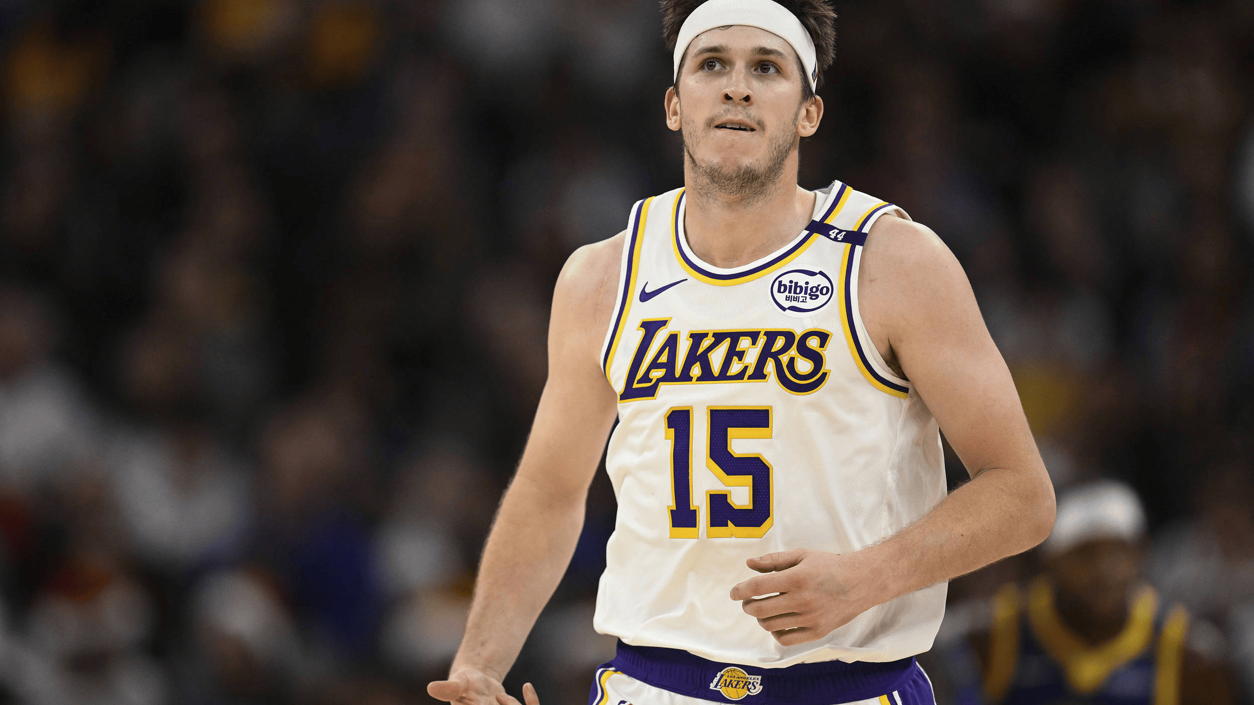 湖人客场不敌灰熊痛失