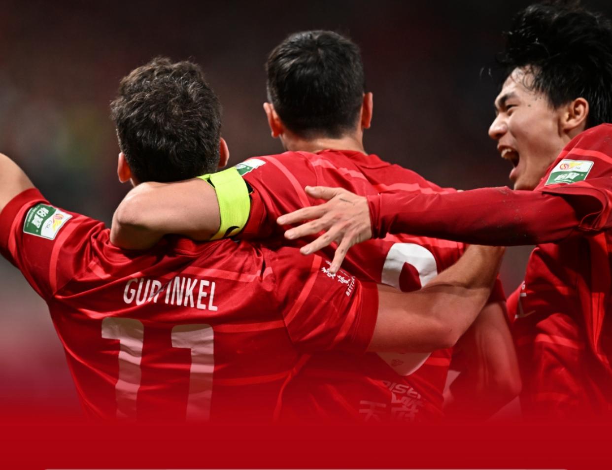 德甲榜首之争:强队保持不败,竞争激烈火热的简单介绍 德甲榜首之争:强队保持不败,竞争激烈火热的简单介绍