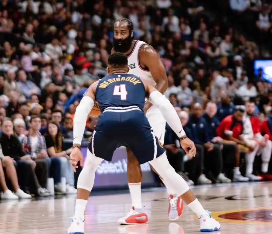 马刺不敌掘金，遭遇两连败