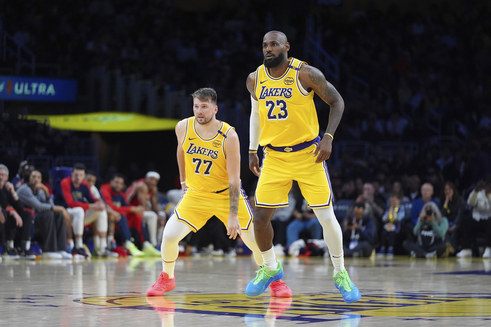 湖人横扫国王,取得四连胜 湖人横扫国王,取得四连胜