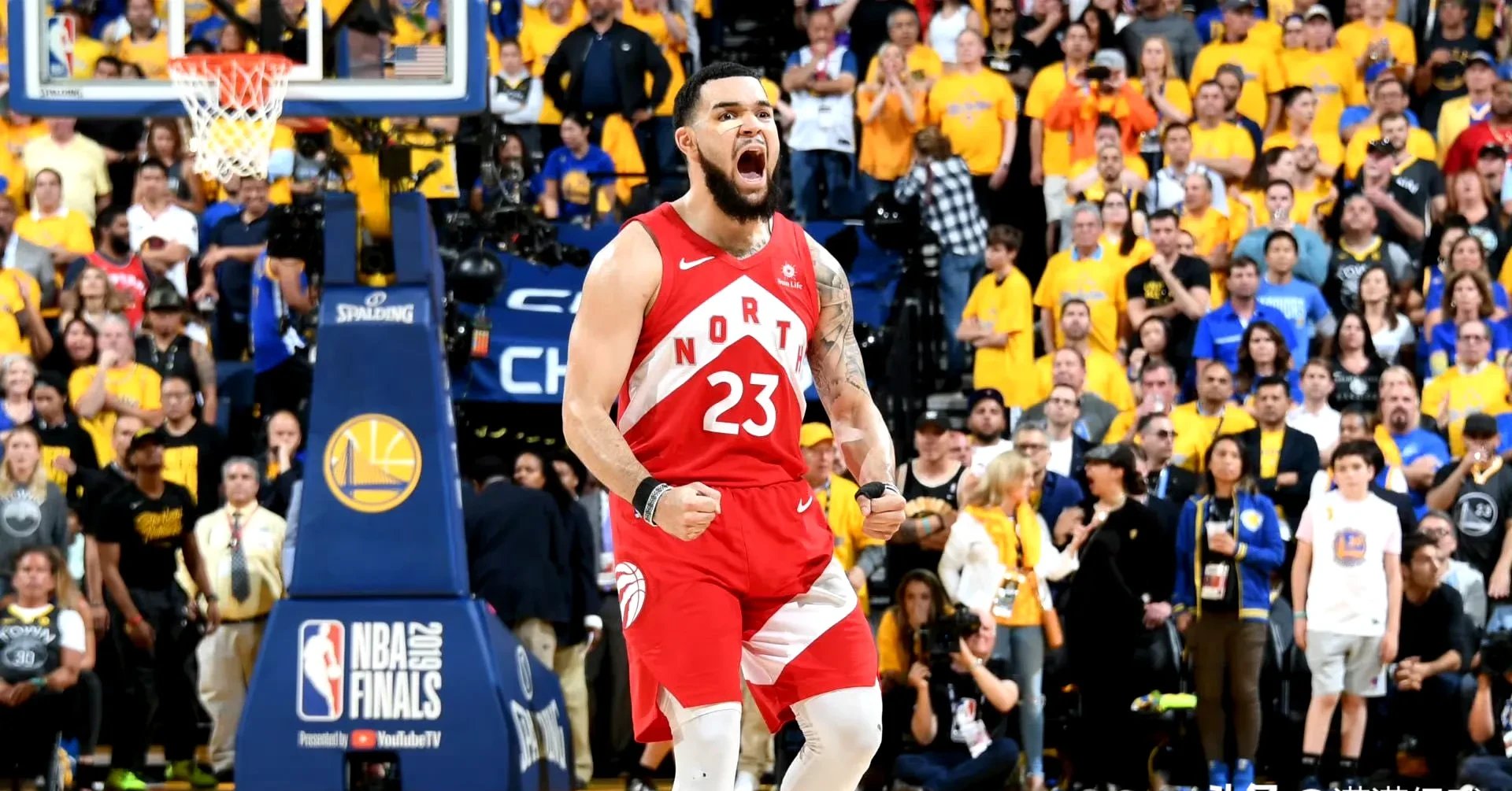 猛龙主场取得六连胜，新秀范弗利特表现抢眼