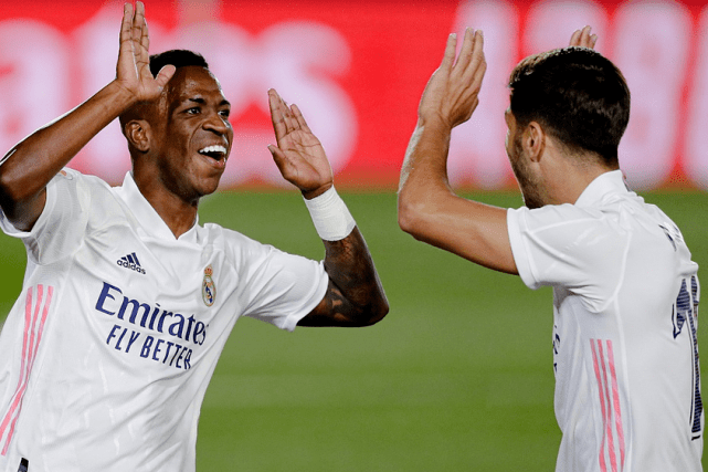 墨西哥横扫英格兰,库尔图瓦统治全场 墨西哥横扫英格兰,库尔图瓦统治全场